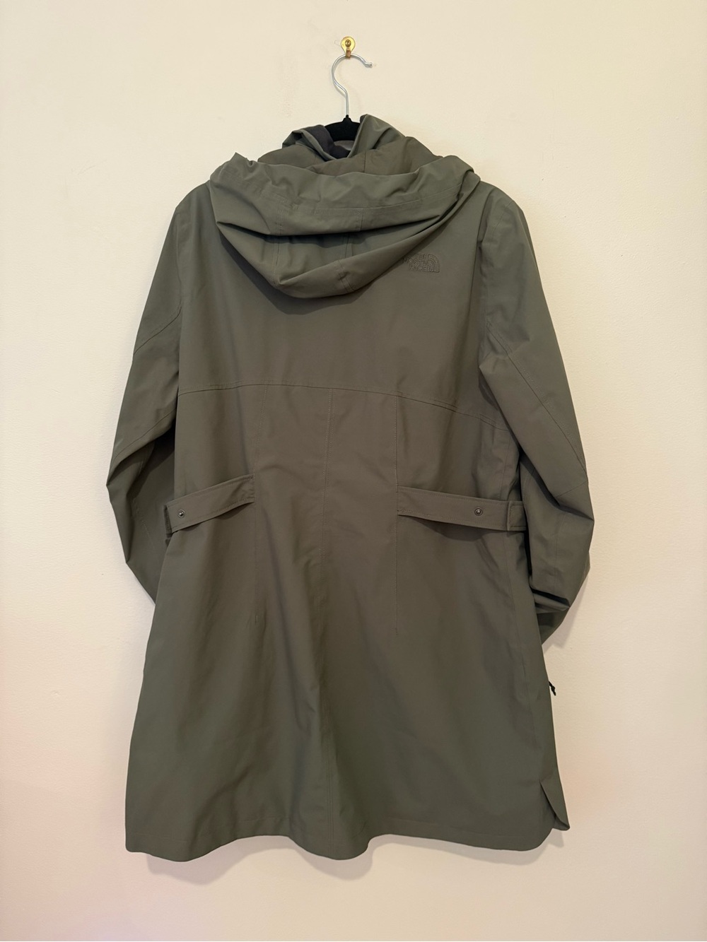 The North Face Olive Hooded Raincoat - Picture 3 of 3
